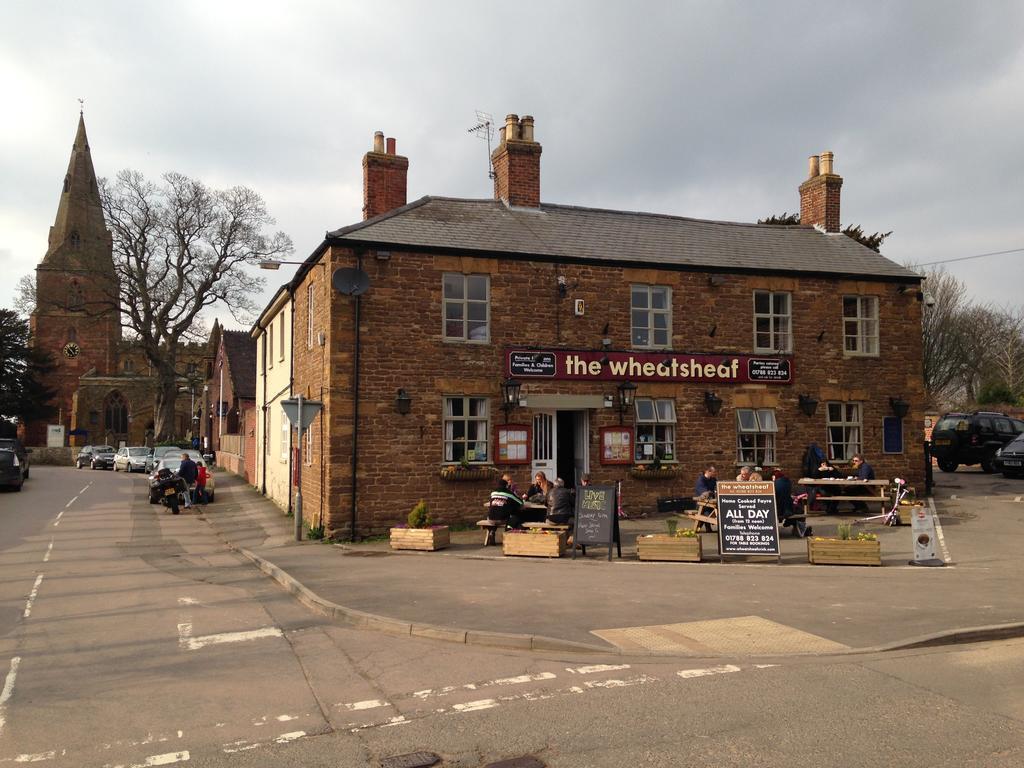 The Wheatsheaf 3* Crick (Northamptonshire)